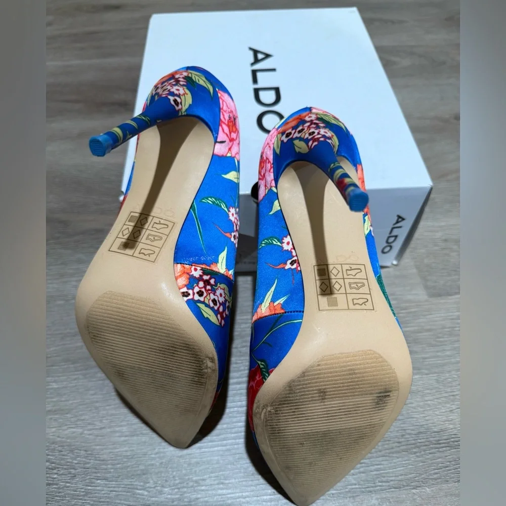 Aldo Blue and Pink Heels Vibrant Design - Picture 4 of 5